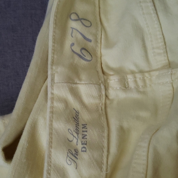 The Limited demin 678 jeans women's size  4 yellow 6" zip ankle - Picture 15 of 16